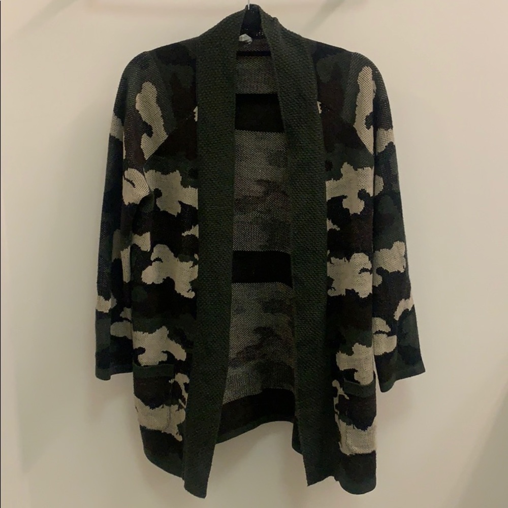 Willow & Clay Camo Sweater